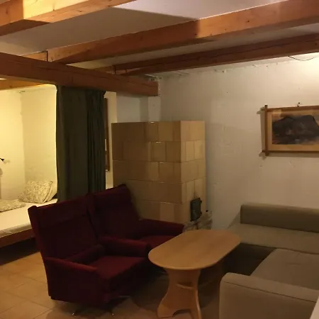 Nyitva Apartman 아파트 블로톤퓌레드