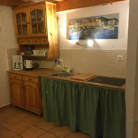 Apartamento Nyitva Apartman *