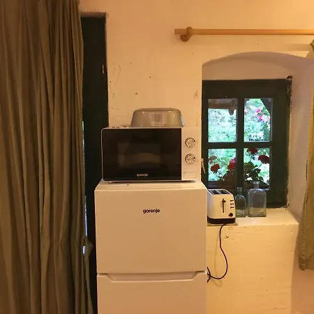 Nyitva Apartman 블로톤퓌레드
